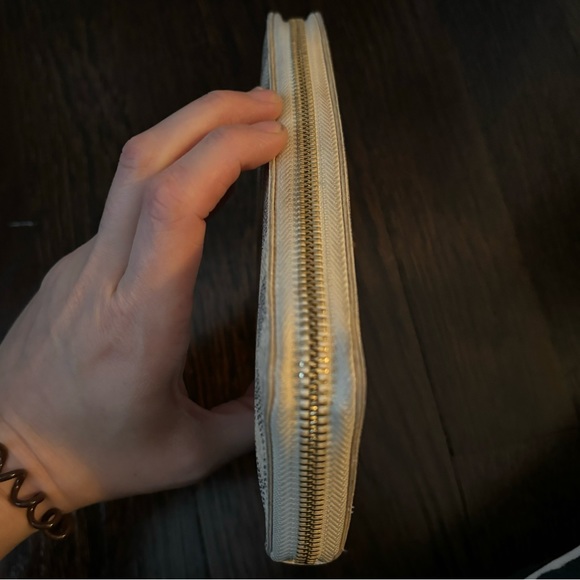 Louis Vuitton Clémence Wallet - Picture 5 of 11